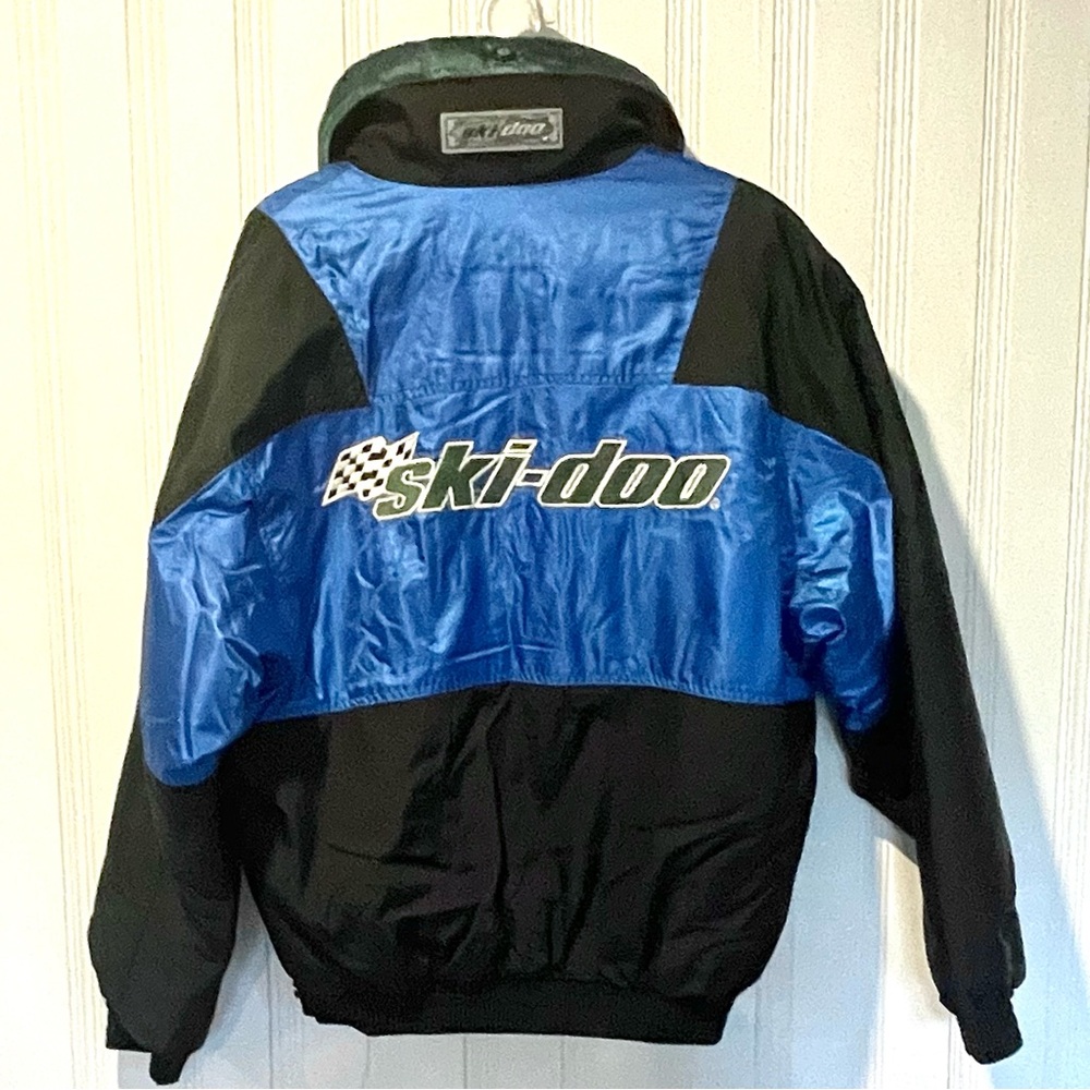 Authentic Ski-doo Bombardier Vintage Snowmobile Bomber Retro Jacket Coat. EUC M
